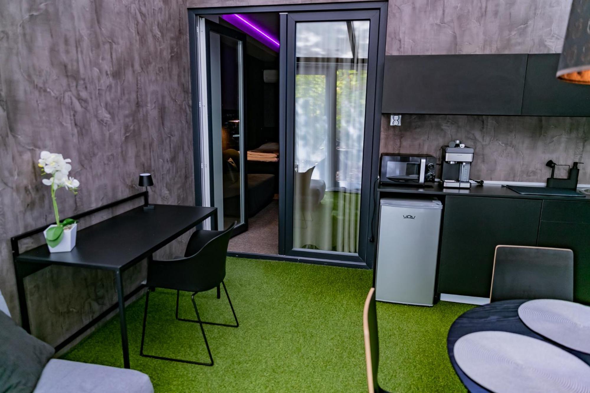 Motel1- A Megfizetheto Luxus! Dunaújváros Exterior foto